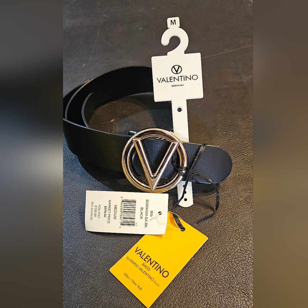 Brand new Valentino Bessy Belt in Black